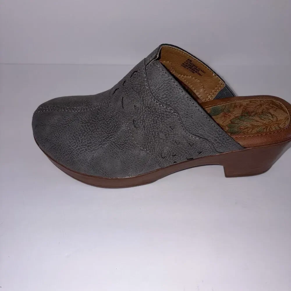 BOC Women's Suede Clog Gray
